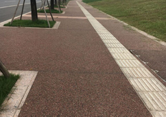 露骨料透水混凝凝土路面